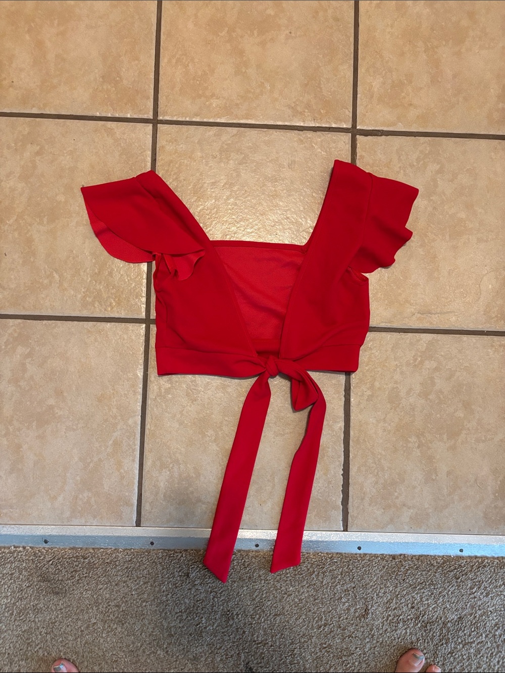 SHEIN Red Tie-Front Ruffle Sleeve Crop Top